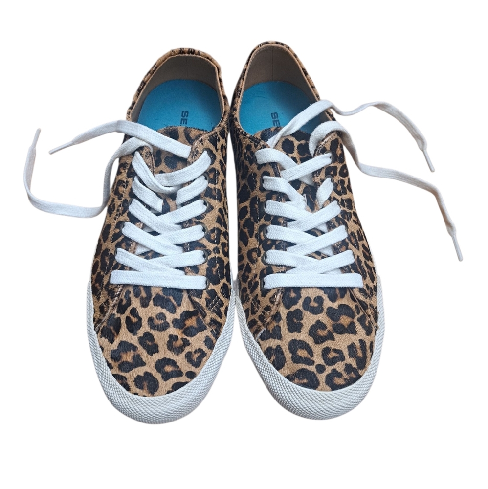 SeaVees Leopard Print Faux Fur Sneakers Women's Size 8 Comfort Fun Shoes